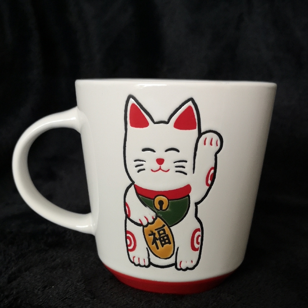 NWOT White and Red Lucky Cat Mug by Prima Design Double-sided Design Embossed